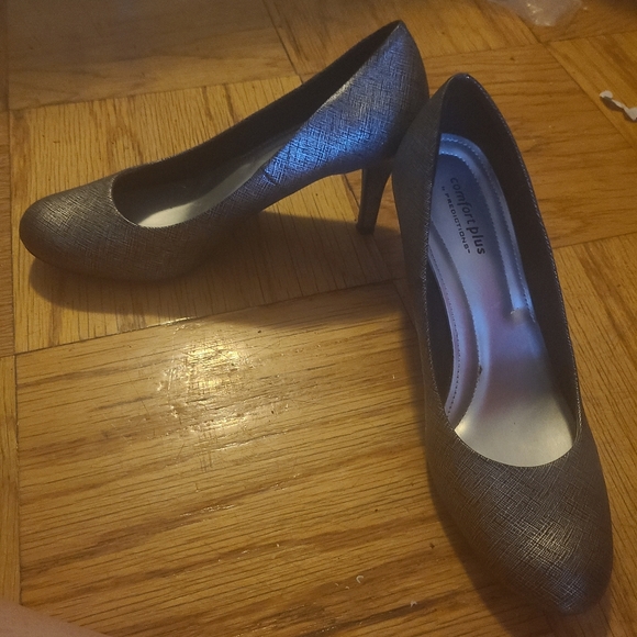 Predictions Comfort Plus Karmen Pewter Pump 8.5 - Picture 2 of 5